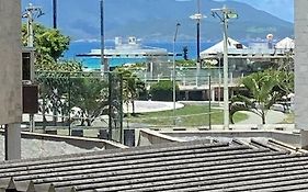 Ap 100 mtrs da praia do forte